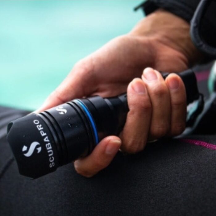 Latarka nurkowa Scubapro NovaLight 250 Latarka nurkowa Scubapro NovaLight 250