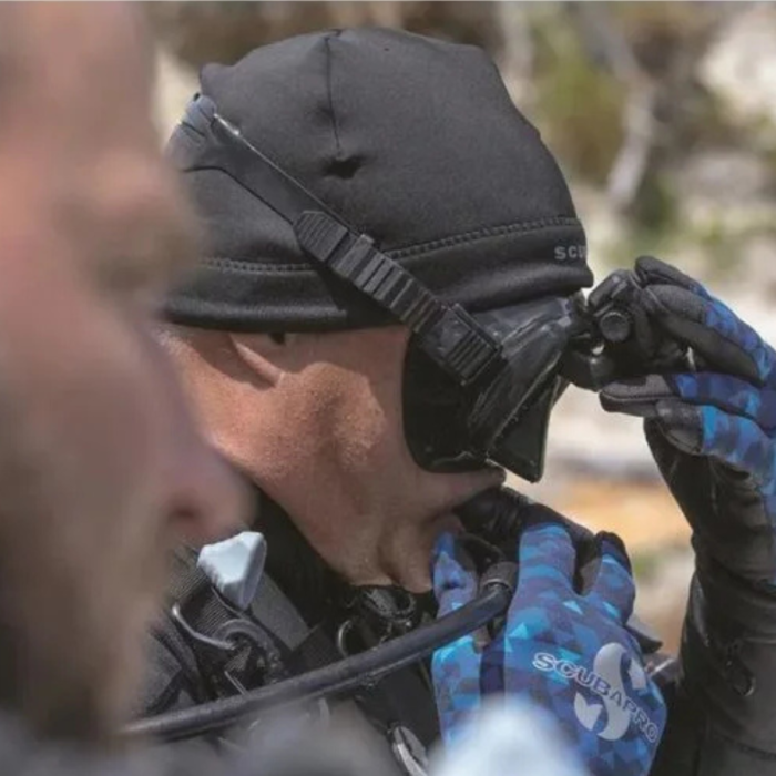 Maska nurkowa Scubapro Frameless z uchwytem HUD (2) Maska nurkowa Scubapro Frameless z uchwytem HUD (2)