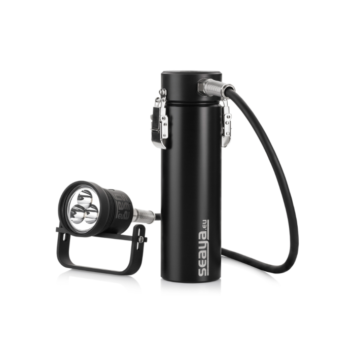 Latarka SeaYa LED 30W Narrow z akumulatorem 13.8Ah (5) Latarka SeaYa LED 30W Narrow z akumulatorem 13.8Ah (5)