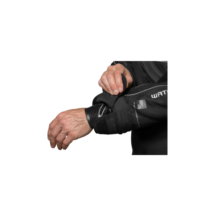 WATERPROOF suchy skafander D7X CORDURA (3) WATERPROOF suchy skafander D7X CORDURA (3)