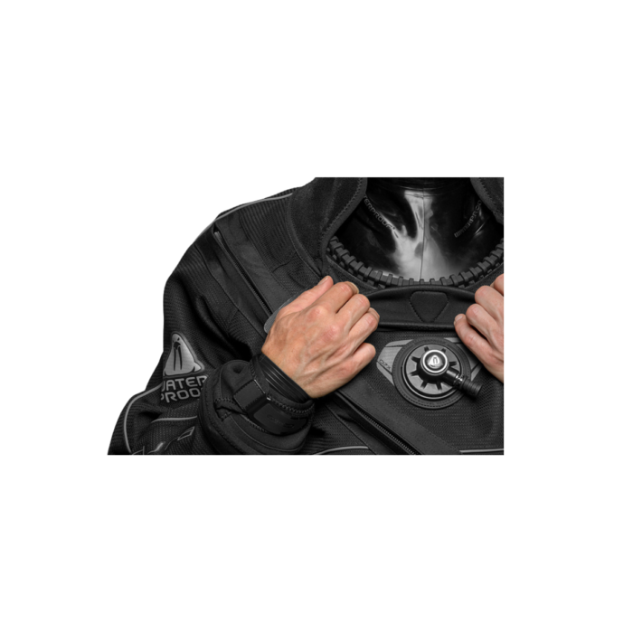 WATERPROOF suchy skafander D7X CORDURA (6) WATERPROOF suchy skafander D7X CORDURA (6)