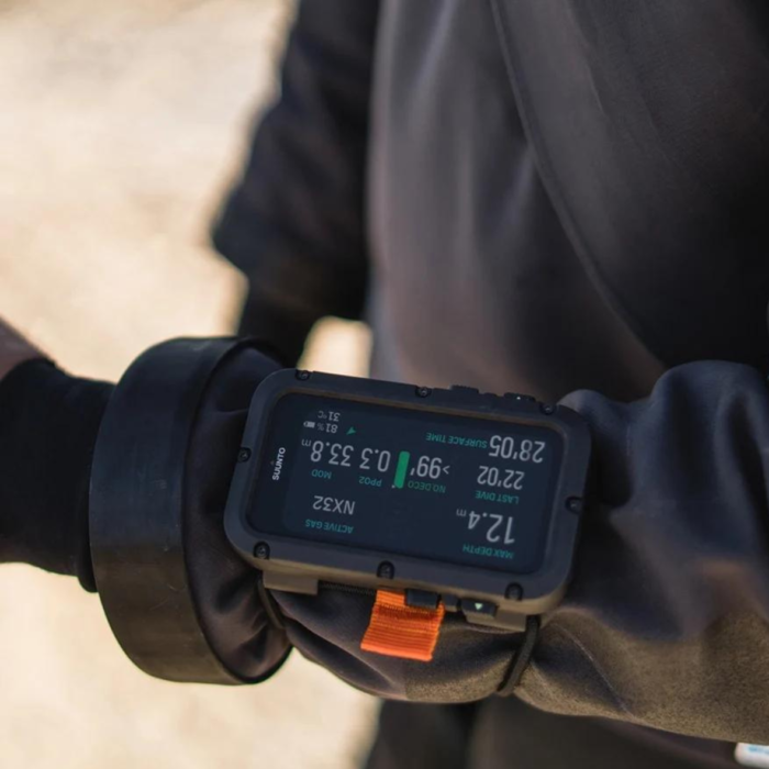 Komputer nurkowy Suunto Nautic bungee (3) Komputer nurkowy Suunto Nautic bungee (3)